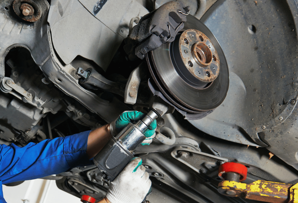 Suspension repair service at Saguaro Alignment and Brakes in Phoenix, AZ